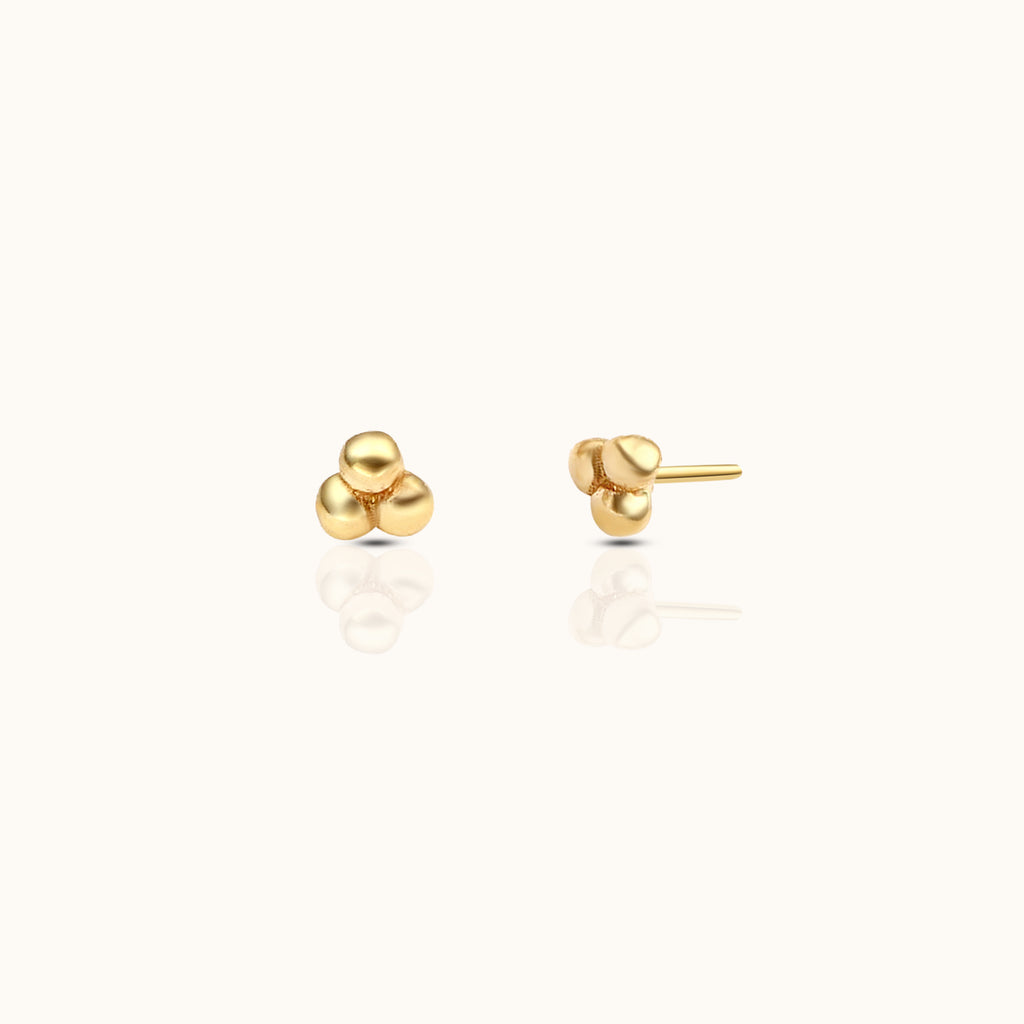 14K Solid Gold Tri Dots Threadless Labret Flat Back Nap Earring by Doviana